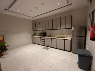 Downtown Apartments 7 Mins Drive to Al Masjid Nabwi - Medina - 7