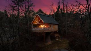 Pigeon Forge Treehouse with Free Tickets to Dollywood, White water rafting and more! - 9