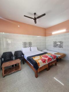 Shree Gokul Home Stay - 5