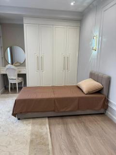 Сдаю 3х квартиру в центре Бишкека - 1