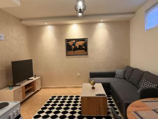 Modern Apartment with Jacuzzi in Novi Sad Center - Novi Sad - 6