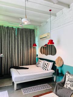 Evara Stylish and Luxury Apartments in HKV, 900SQFT Spacious - Nuova Delhi - 2