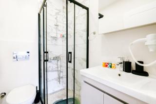 Cozy and Modern 2BR with 2BA in Historic Yedikule - 6