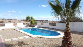 VILLA con piscina privada, a 35 km de las playas, vistas a la montaña, WIFI - 1