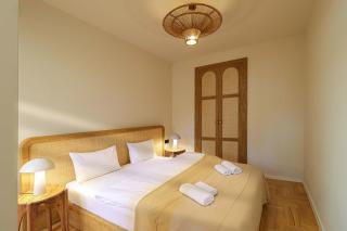 Newly Designed 2BR Apartment In Center-By Wehost - Tbilisi - 8