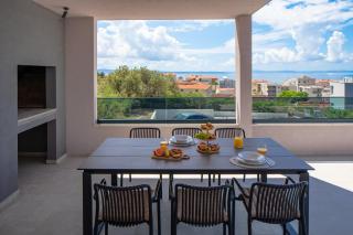 NEW! Villa Pavuza – Luxury 4-Bedroom Seaview Villa - Podstrana - 2