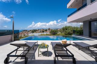 NEW! Villa Pavuza – Luxury 4-Bedroom Seaview Villa - Podstrana - 1