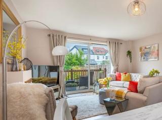 Cheltenham 'Hidden Gem' with Parking, Walk to Town - Cheltenham - 1