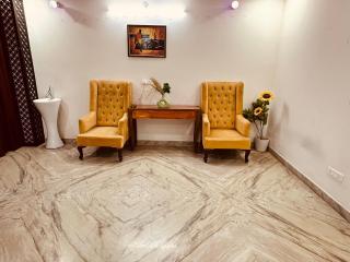 JPM Suites Noida 70 - Noida - 5