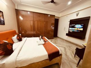 JPM Suites Noida 70 - Noida - 0