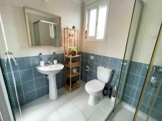Large 2-bedroom townhouse with patio, 200Mbps WiFi - Pafos - 8