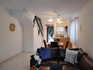 Large 2-bedroom townhouse with patio, 200Mbps WiFi - Pafos - 7