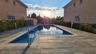 Large 2-bedroom townhouse with patio, 200Mbps WiFi - Pafos - 4