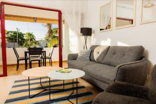Modern and Spacious 3 Bedroom Apartment By The Beach - Trou aux Biches - 0