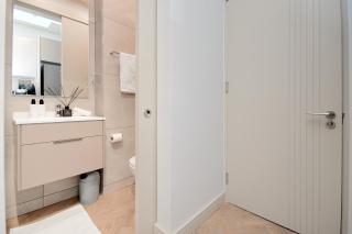 One Rosebank Luxe Studios - Johannesburg - 9