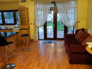 Fairmead Gardens - Wanstead - 2