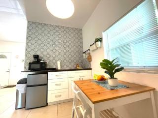 Unique Studio in Little Havana w/ Parking (8G) - Miami - 4