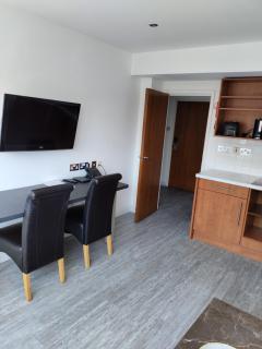 Roland House - London - 2