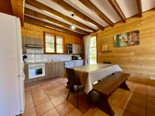 Chalet L'Ecureuil, with terrace & lake view - 6