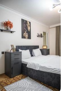 Cosy Sea View Apartment with Balcony near to Nizami Street - Bakoe - 3
