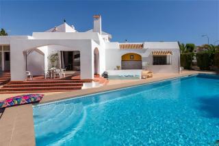 Villa de los Osos - Roquetas de Mar, Almería, 3mins Walk To Playa Serena & Club De Golf Playa Serena, Entire House, Chalet With XXL Private Pool & Gym - Roquetas de Mar - 0