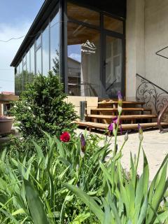 Ayan Hotel - Karakol - 1