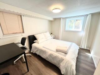 ᶜ One separate Bedroom near Forest Park - Vancouver - 9
