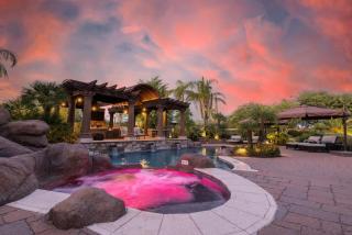 HoZho Estate on Cavedale - 5