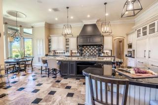 HoZho Estate on Cavedale - 8