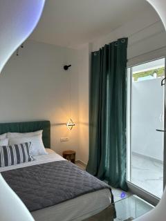 Sunny Nest Apartments - Ixia - 6