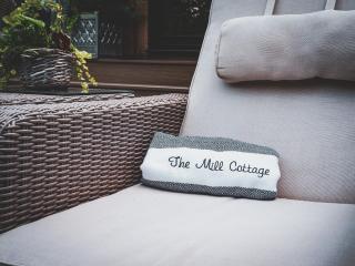 Pool House at Mill Cottage - 8