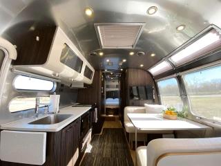 Outstanding Airstream Close to Stunning Hiking Trails in Bristol, Texas - - 9