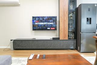 Luxury 2 Bedroom Apartment - 6