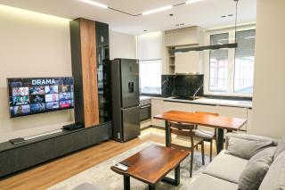 Luxury 2 Bedroom Apartment - 5