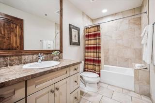 Luxury Ski-Inski-Out Bluesky 2 Bedroom Condo - 1