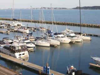 Les Bateaux - Frontline Views of Poole Quay from Balcony - Poole - 0