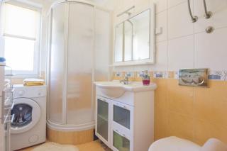 Spacious apartment on a great location -Apartment Kuhta - Biograd na Moru - 3