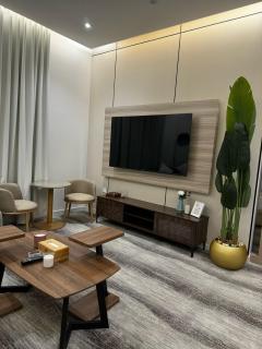 شقة فندقية من غرفة و صالة مع بالكونة مطلة - 5