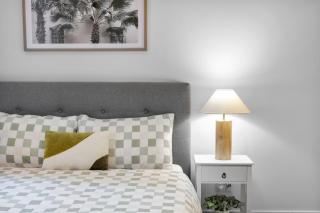 Stylish 2bed 2 bath pool & parking walk to Southern Cross - Melbourne - 3