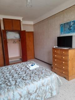 Double room, in an elegant house, Thuir centre, terraces view Canigou - 4
