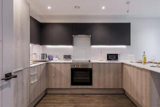 Little Sea - Moments from Waterfront Restaurants - 8