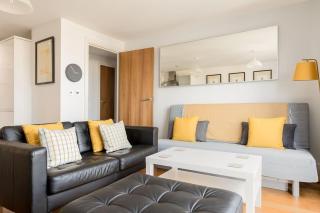 Honeybee - 9th Floor Apartment with Balcony Views - Poole - 3