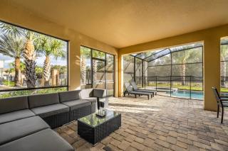 Modern 6BR Retreat Private Pool Near Disney - 3
