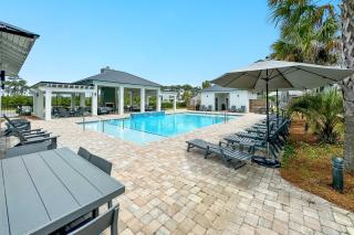 Isle Be Back - Pensacola - 6