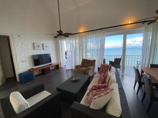 Sunlit Serenity by the Sea Samana 2-301 - Punta Balandra - 2