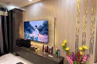 Soundproof 2 Bed apartment in Lahore Zameen Opal - 2