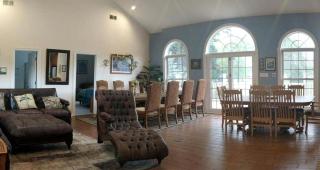 Luxury Vacation Rental with Kayaks and Canoes near Kalamazoo in Michigan - Decatur - 7