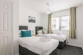 Just Beachy - Moments from Hamworthy Beach and Park - 3