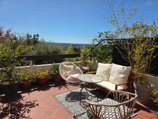 Charmant studio terrasse avec vue, plein sud - Nîmes - 1