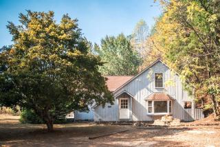 Incredible Vacation Rental for Large Groups on 20 Acres in Reliance, Tennessee - 0